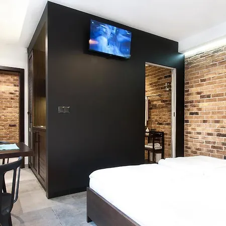 Mila Maris * ウストカ