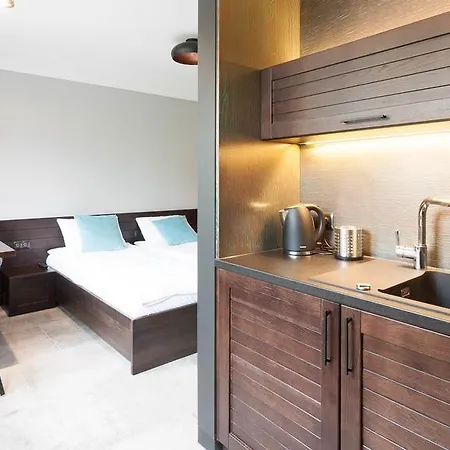 Mila Maris * ウストカ